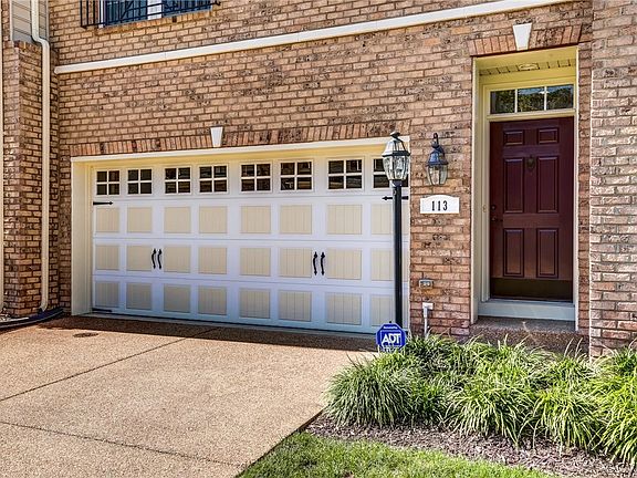 2nd image of 113 Siena Ln #113