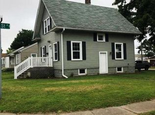 1003 Grant St, Bettendorf, IA 52722