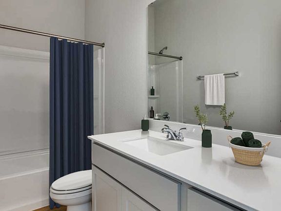 4th image of 550 N West E Crawford Ave E #105