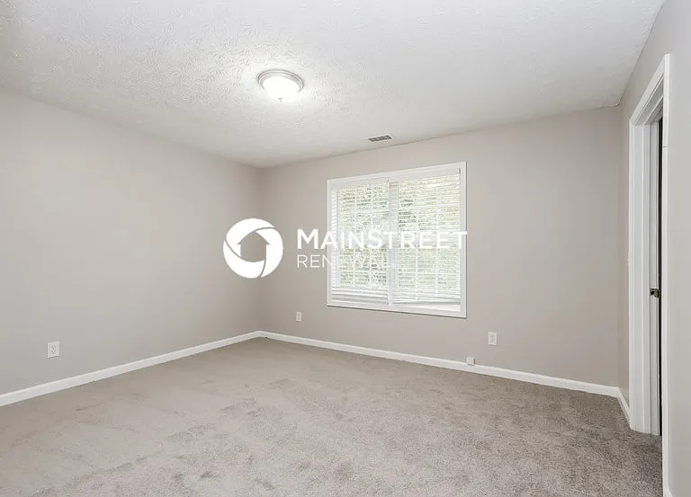11947 Scottish Ct — Photo 12