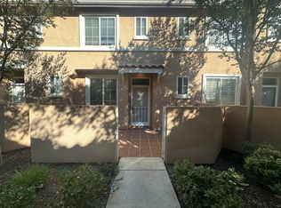 25759 Perlman Pl UNIT B, Stevenson Ranch, CA 91381