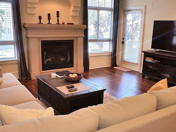 4th image of 4510 Murietta Ave #Penthouse 4