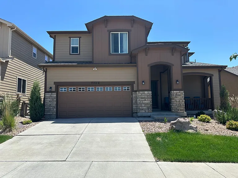 7226 Rim Bluff Ln — Photo 2