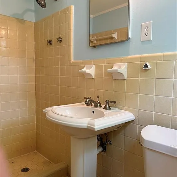 782 Prince Ave — Photo 25