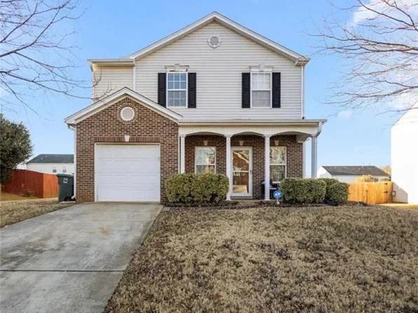 4823 Kingwell Dr, Mc Leansville, NC 27301