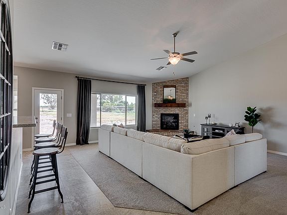 4th image of 28252 N Quintana Pl
