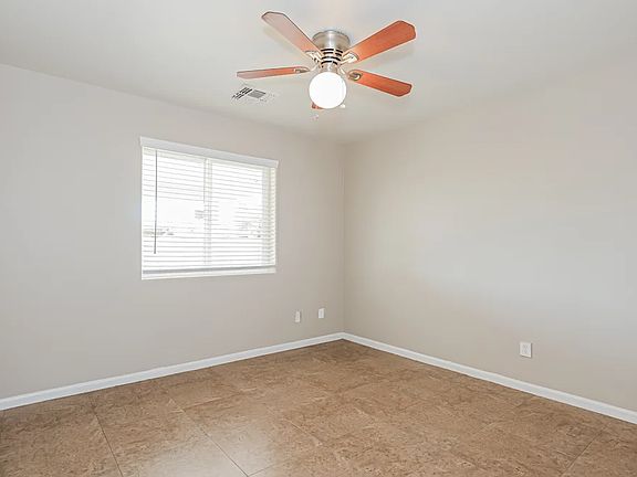 4th image of 7518 W Whitton Ave