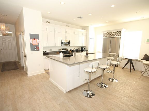 5th image of 4284 New Broad St APT 201