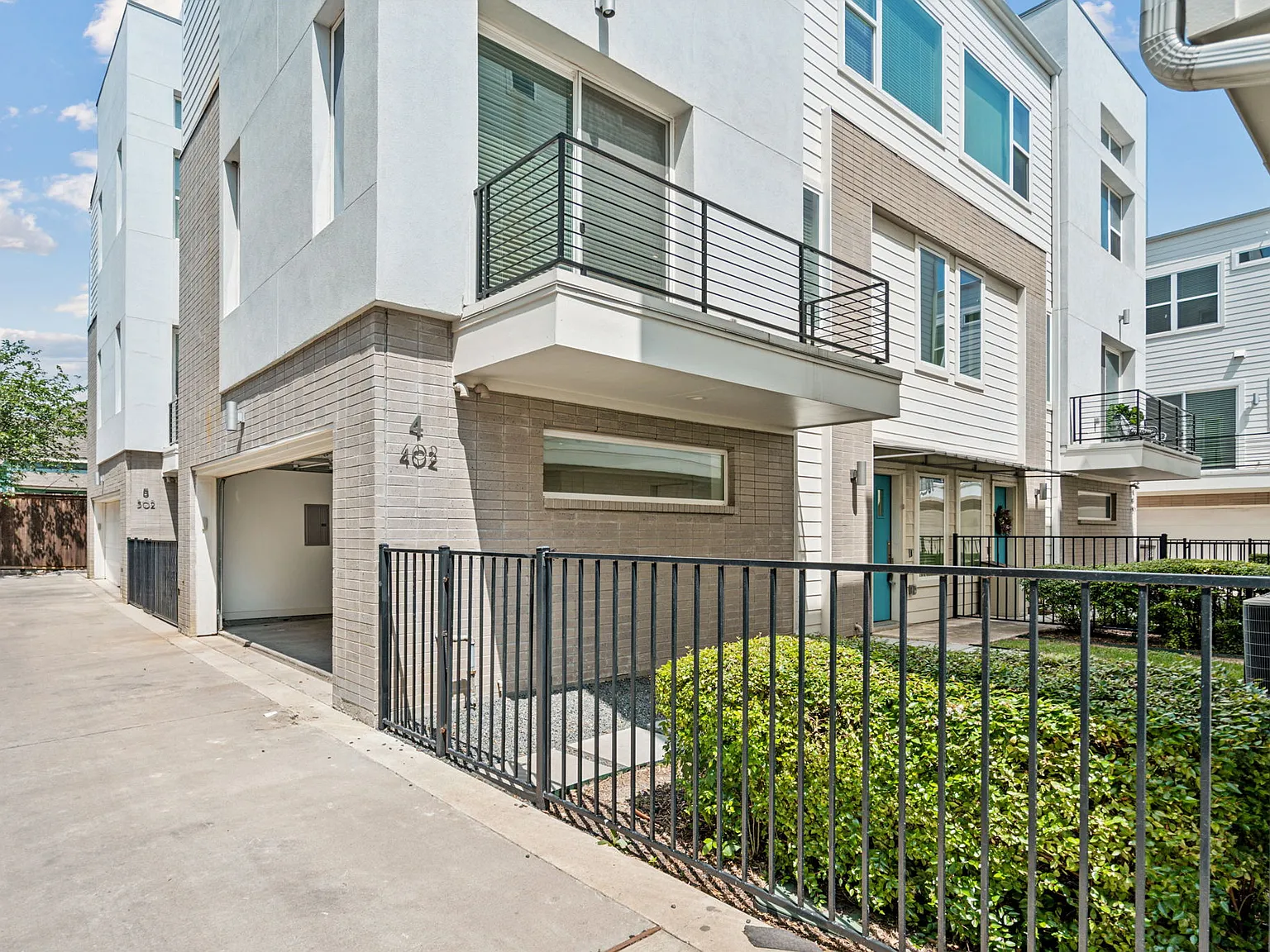Elysian Heights — Photo 3