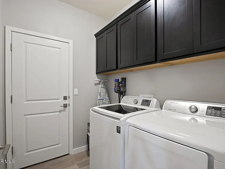 14345 Jonathan K Molina Ct — Photo 34