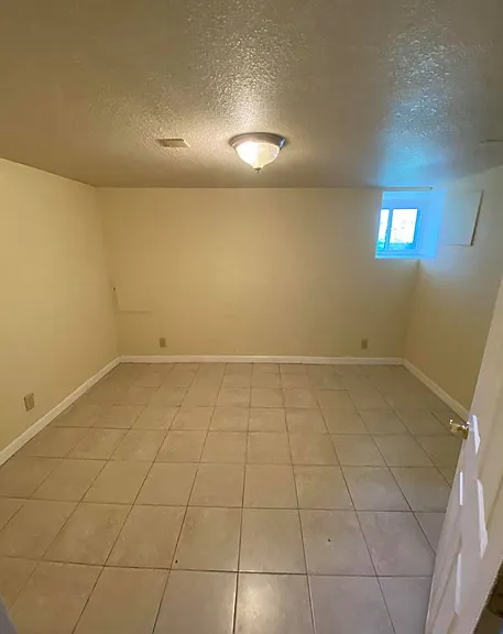 538 Maude Ave — Photo 5