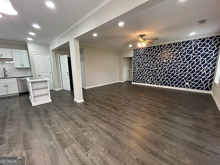 2940 Furlong Ct — Photo 26