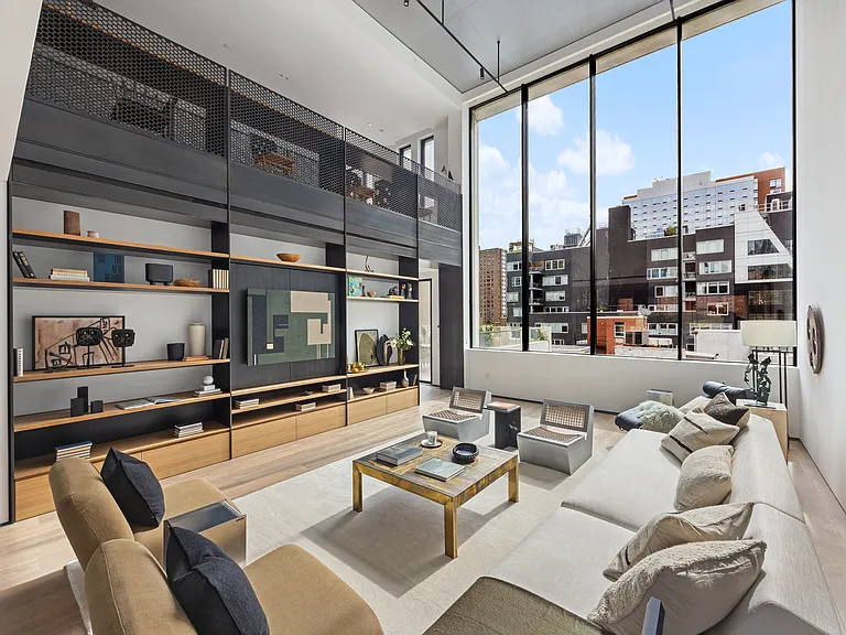 455 W 19th St #PHB — Photo 4