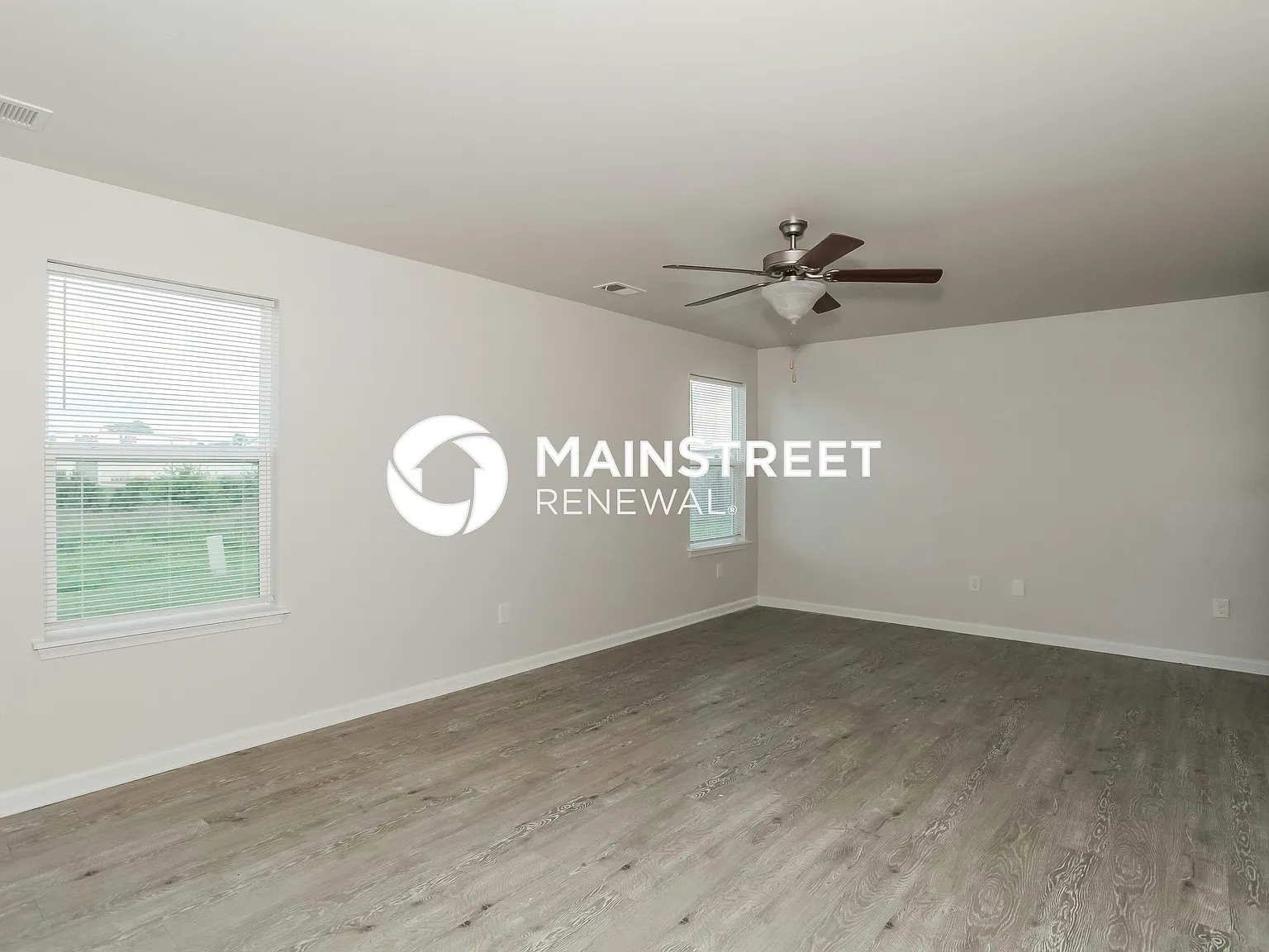 2512 Guildhall Ln — Photo 3