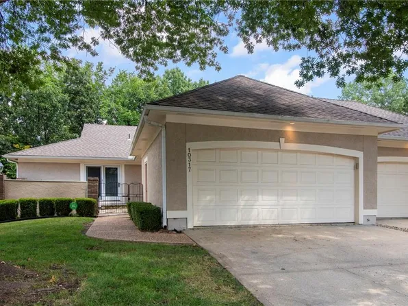10317 Garnett St, Overland Park, KS 66214