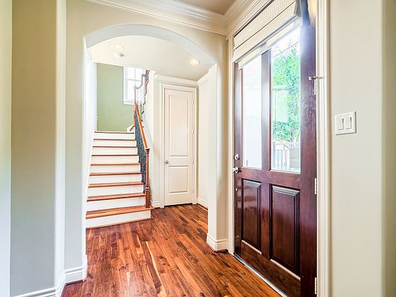 2nd image of 2351 Richton St