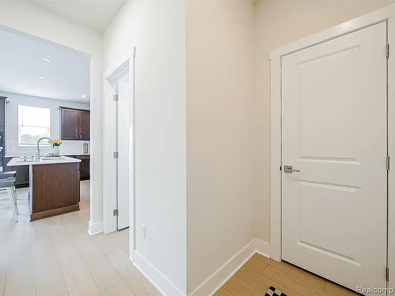 5169 Poppydrew Ln — Photo 34