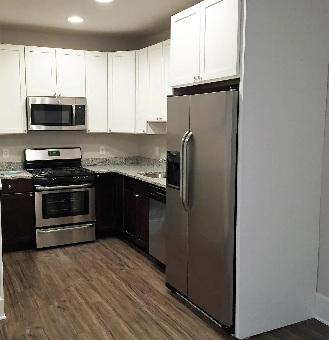 1 bed, 850 sqft, $1,250 — Photo 1