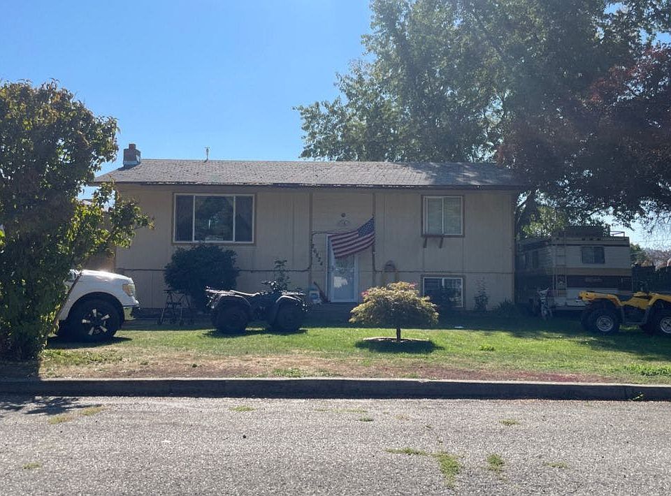 1st image of 26824 E Eastland Dr