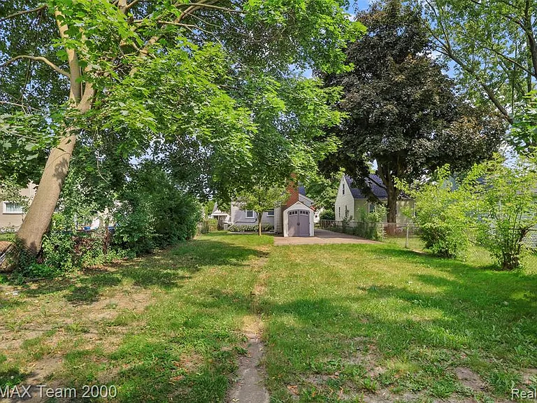 3130 Chestnut St — Photo 6