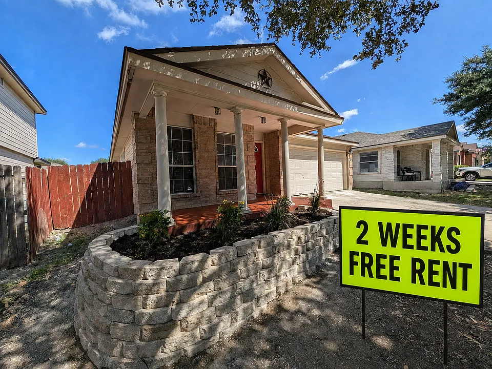 268 Goliad Dr