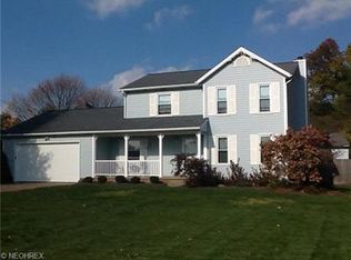 1525 Cove St NW, Uniontown, OH