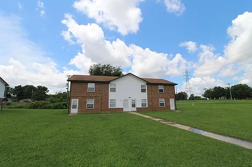 1088 Pembroke Oak Grove Rd #21 Photo 1