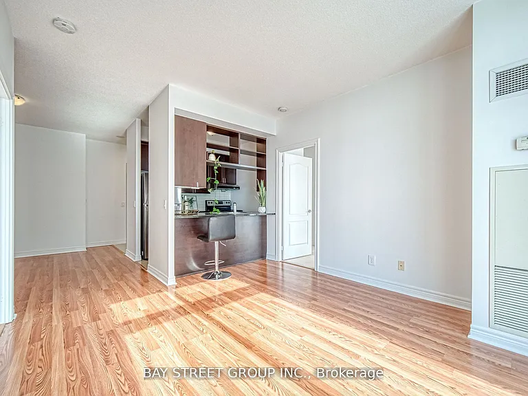 70 Town Centre Ct #Penthouse 3603 — Photo 6