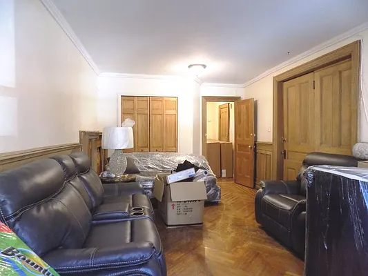 Rented by Blue Egg Realty Corp | media 11