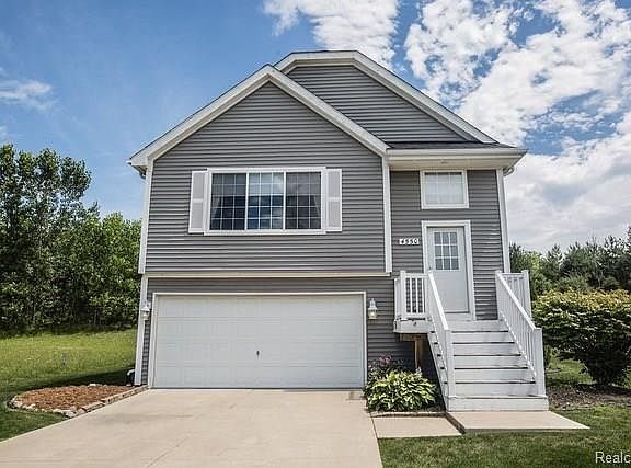 2nd image of 4550 Sunflower Cir