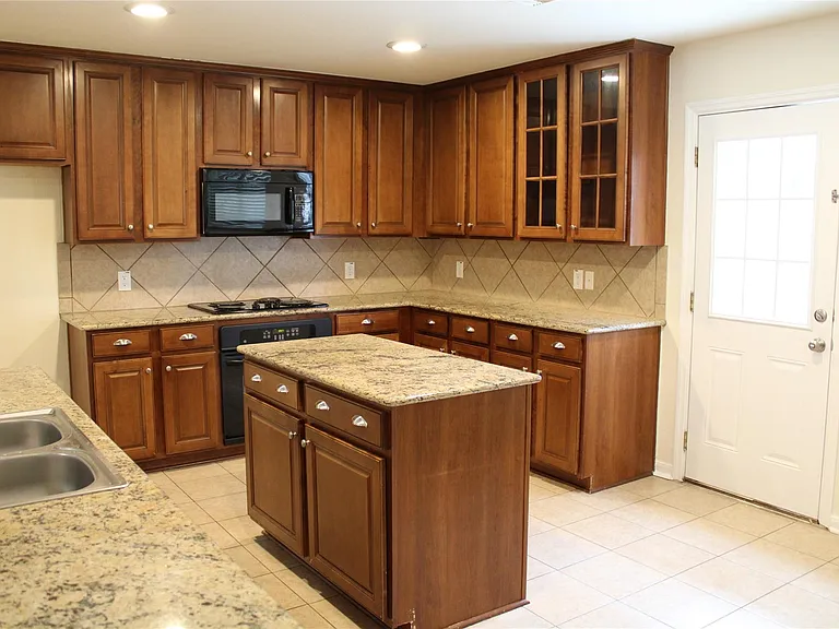 9527 Brackenton Crest Dr — Photo 8