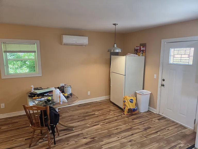 230 Northwest Ave #2 — Photo 3
