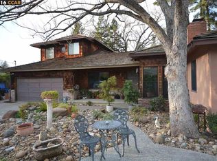 6 Van Cleave Ln, Walnut Creek, CA 94596