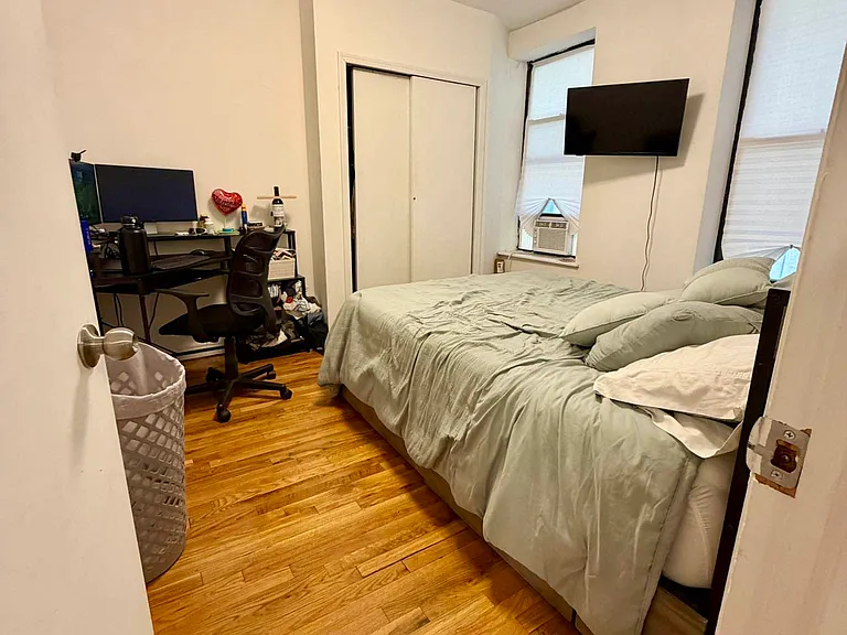172 E 92nd St #4-A — Photo 5
