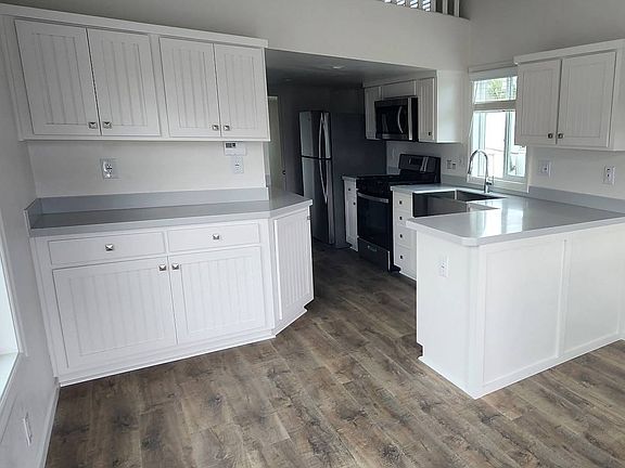 2nd image of 1121 Orcutt Rd Space 24