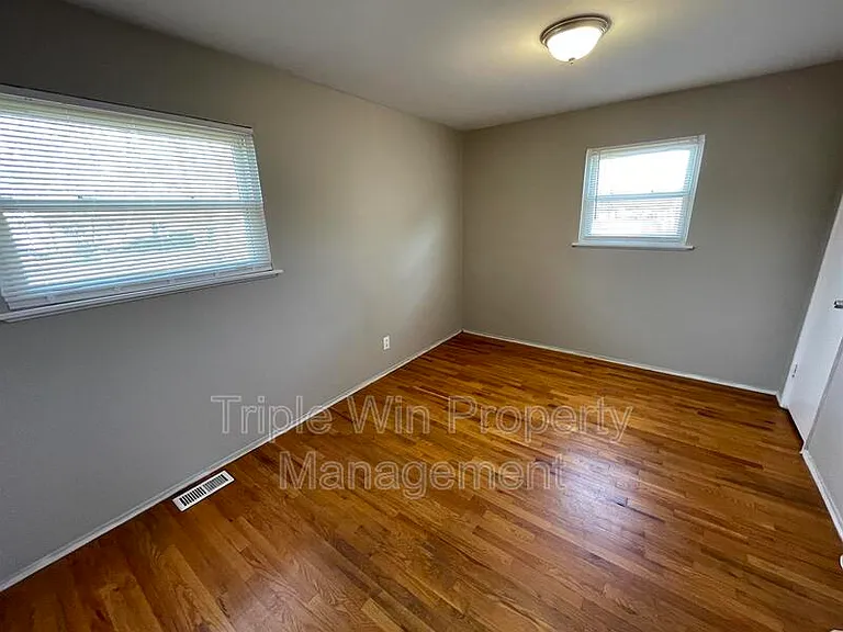 1895 Curtis Ct — Photo 20