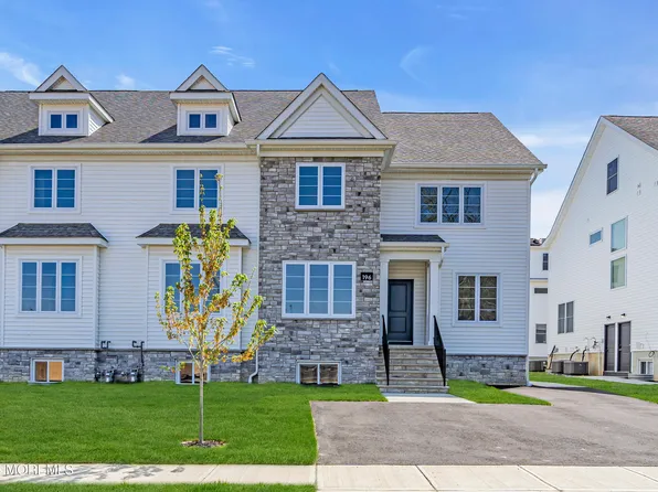 196 Florence Street, Lakewood, NJ 08701