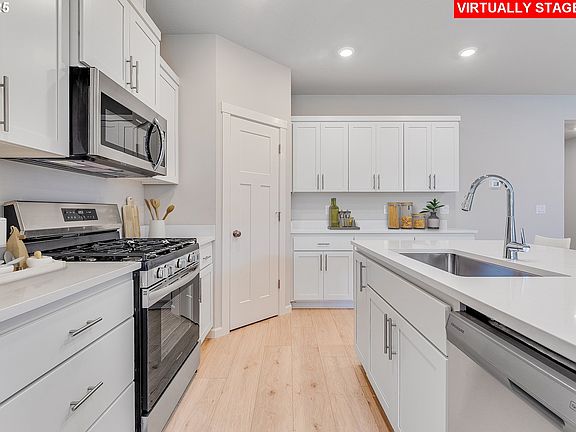 4th image of 31780 NW Turel Dr
