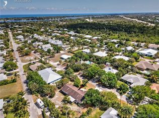 9141 SE Pomona St, Hobe Sound, FL 33455