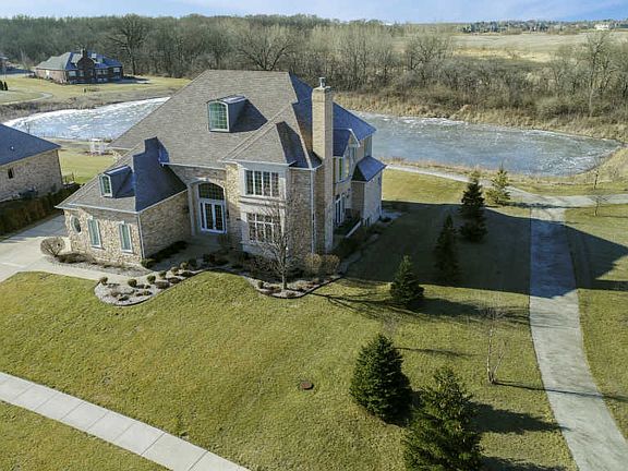 4th image of 16094 S Stonebridge Dr