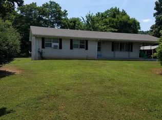 4035 S Fortyeight Rd, Waynesboro, TN 38485