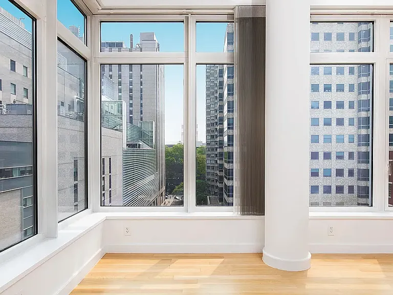 400 E 67th St #7G — Photo 3