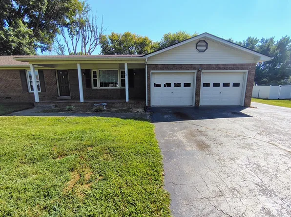 700 Peachtree Ln, Bowling Green, KY 42103