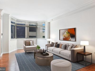 7111 Woodmont Ave APT 618, Bethesda, MD, 20815