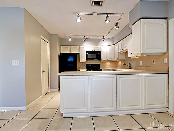 4th image of 4217 E 99th Ave