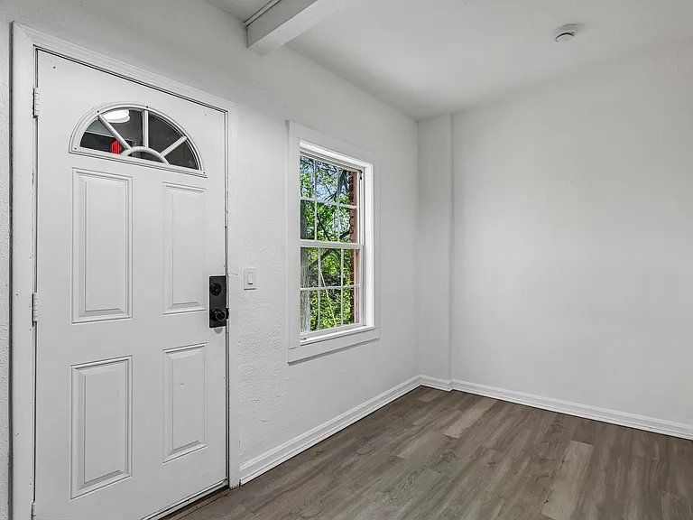 1825 Lakeview Rd #D — Photo 18