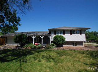 103 Briarbrook Dr, East Peoria, IL 61611