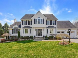 19 Harmony Trl, Hopedale, MA 01747