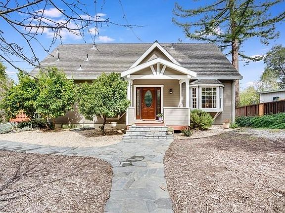 4th image of 18055 Idalyn Dr
