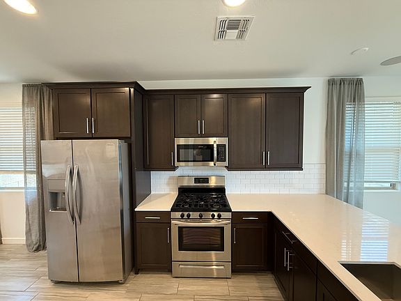 5th image of 8919 W Solano Dr